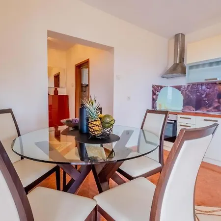 Apartment Laganini Novi Vinodolski