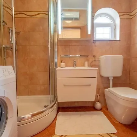 Laganini Apartmán *