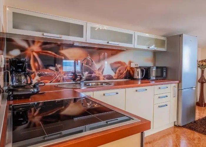 Laganini * Novi Vinodolski